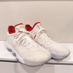 Lebron 16 Basketball shoes low “draft night”